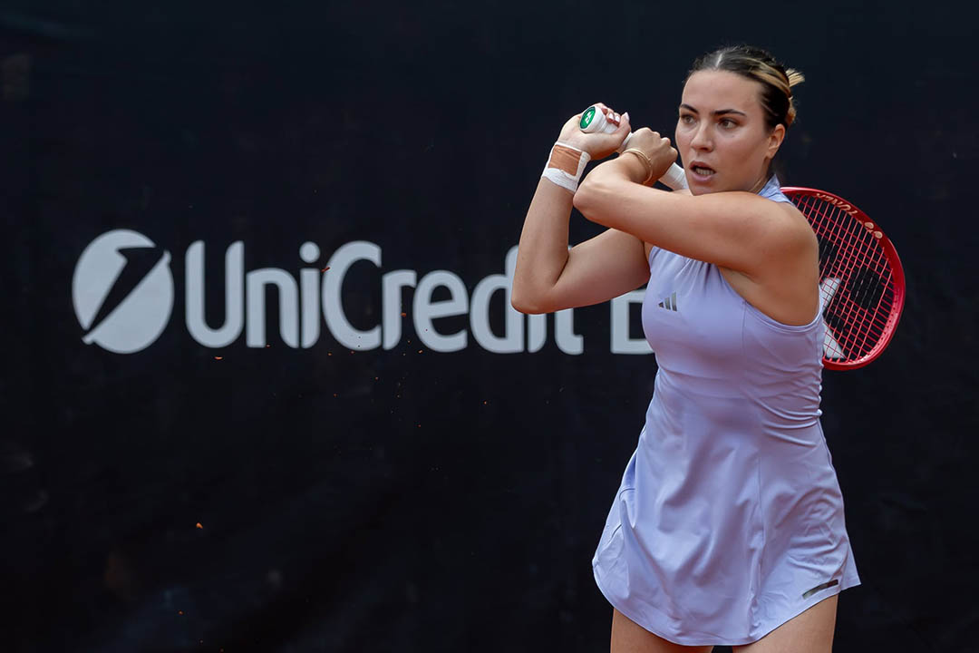 Gabriela Ruse și Miriam Bulgaru, eliminate în primul tur la UniCredit Iași Open. Paula Badosa avansează în optimi pe zgura de la Ciric. Meciul Ilincăi Amariei, întrerupt la minge de meci pentru adversară